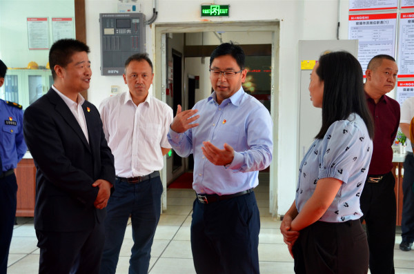 宜良县委书记李绍俊来宜良腾博会调研国庆节前安全生产工作